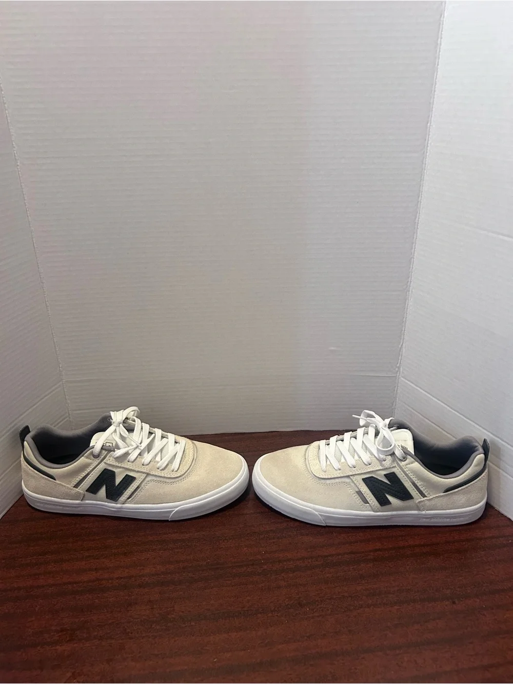 New Balance low top
